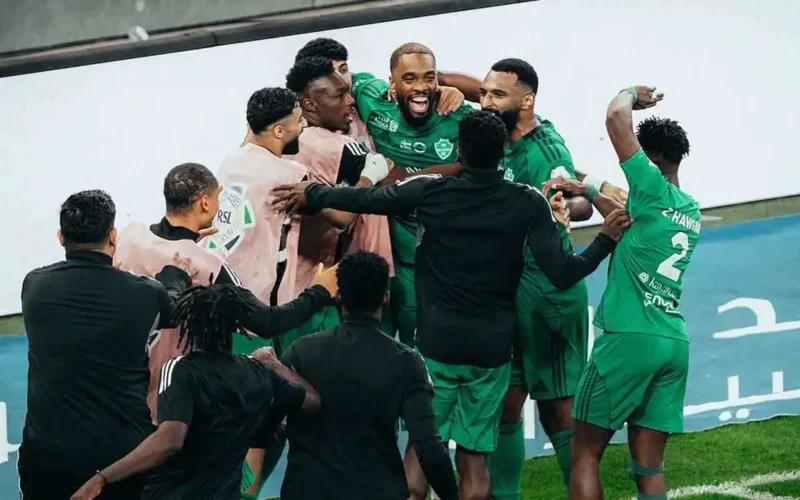 موعد مباراة الأهلي ونيوم.. القنوات الناقلة للمواجهة المرتقبة ضمن الدوري السعودي